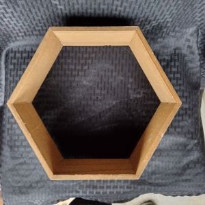 ASH WOOD HEXAGON HANGING SHADOW BOX